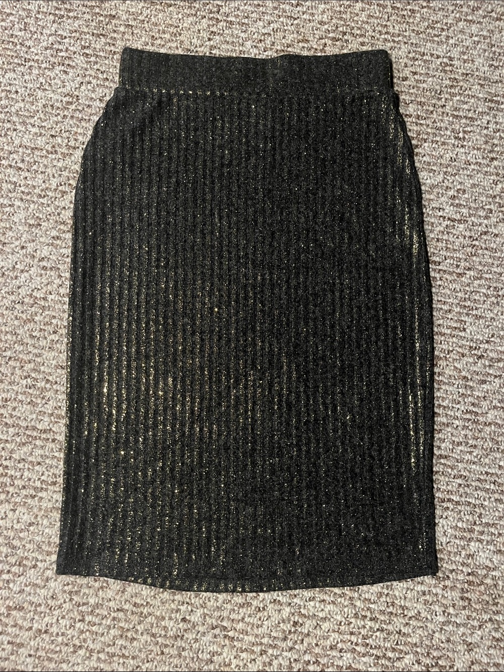 BCBGeneration Black with Gold Sparkle Ribbed Pencil Skirt